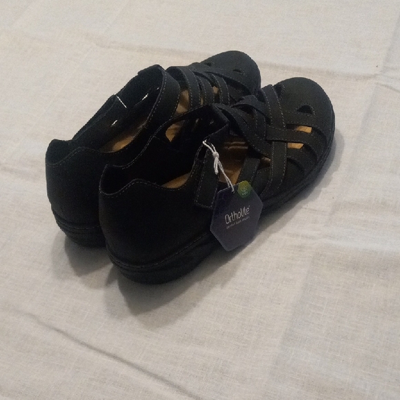 Croft & Barrow Black Crisscross Sandals - Picture 5 of 5